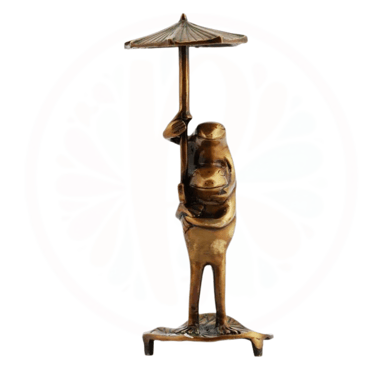 a bronze frog