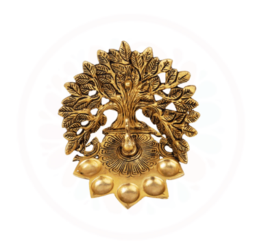 #BrassDeepak #DiyaDecoration #BrassDiya #TraditionalLighting #BrassLamp #DiwaliDecor #HomeDecor #Ind
