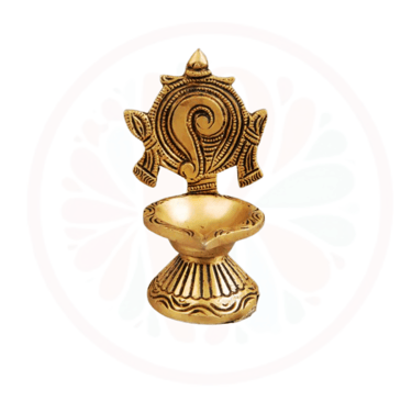 #BrassDeepak #DiyaDecoration #BrassDiya #TraditionalLighting #BrassLamp #DiwaliDecor #HomeDecor #Ind