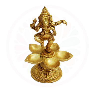 #BrassDeepak #DiyaDecoration #BrassDiya #TraditionalLighting #BrassLamp #DiwaliDecor #HomeDecor #Ind