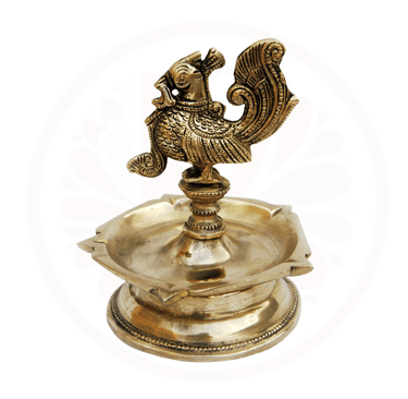 #BrassDeepak #DiyaDecoration #BrassDiya #TraditionalLighting #BrassLamp #DiwaliDecor #HomeDecor #Ind