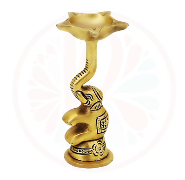 #BrassDeepak #DiyaDecoration #BrassDiya #TraditionalLighting #BrassLamp #DiwaliDecor #HomeDecor #Ind
