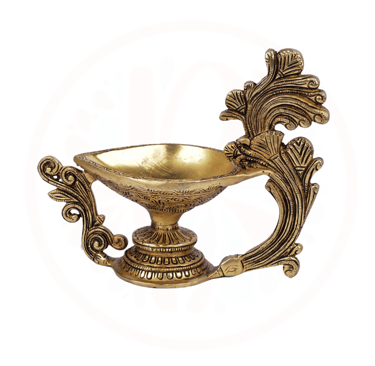 #BrassDeepak #DiyaDecoration #BrassDiya #TraditionalLighting #BrassLamp #DiwaliDecor #HomeDecor #Ind