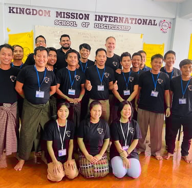 Bible training in Maesai, Training Pastors and leaders in Maesai, Myanmar pastors and leaders training 