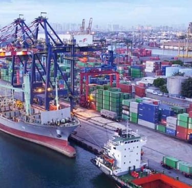 pelabuhan kapal angkut kontainer