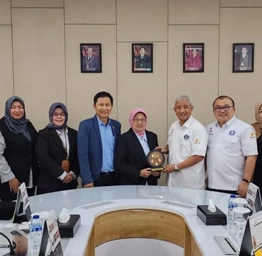 Muhammad Rahmad bersama IP Trisakti