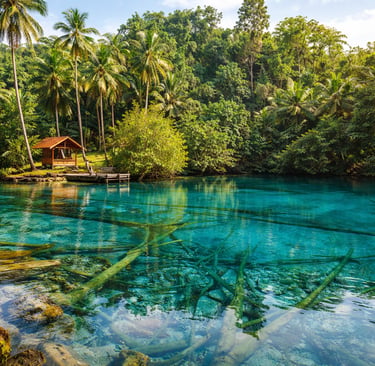 danau Paisupok di pulau peling