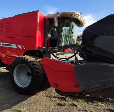 Tipo: Colheitadeira | Marca: Massey Ferguson | Modelo: 5690 | Ano: 2018
