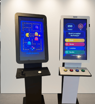 Totem Touchscreen Interativo com joystick e botões estilo fliperama
