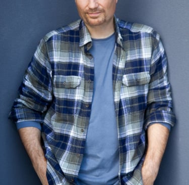 Brett Beoubay - Headshot 8