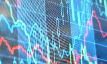 Conflicting trendlines as to when I should sell my Highlands Ranch home