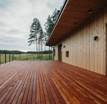 Bangkitai medienos terasa. ilgaamžė. Alyvuota