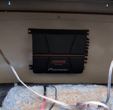 mustang trunk divider