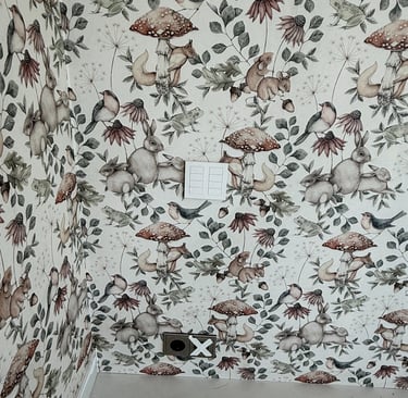 Colocación de Papel Pintado en habitación Infantil