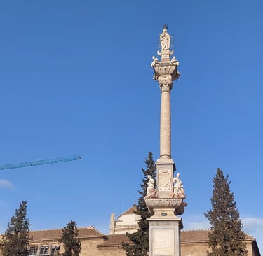 Monumento del Triunfo de la Inmaculada en Granada.