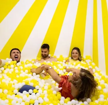 Grupne aktivnosti za djecu u Splitu u šarenom ball pit prostoru