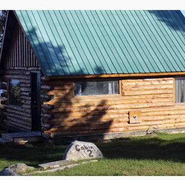 Lazy Moose Exterior