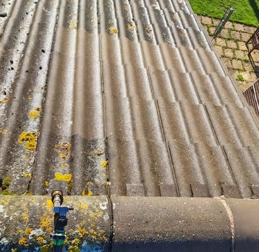 Roof pressure washing Cambridge