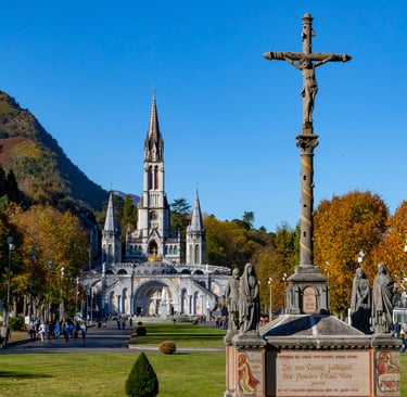 Grotte de Lourdes et lieu de recueillement spirituel