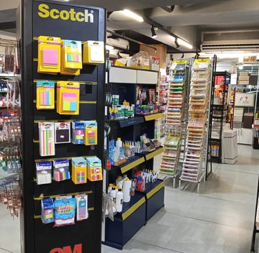 Produtos escolares de qualidade em papelaria local