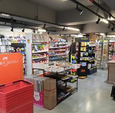 Mochilas escolares e acessórios na Zapp Papelaria