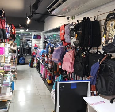 Materiais escolares completos para crianças e estudantes em Brasília