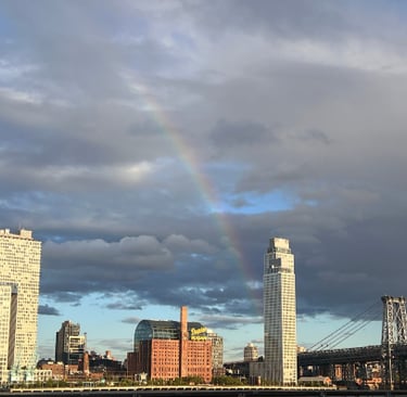 seeing a rainbow in NYC and feeling God’s presence and grief relief