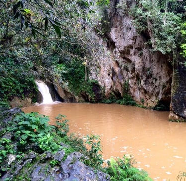 cascade El Caburní