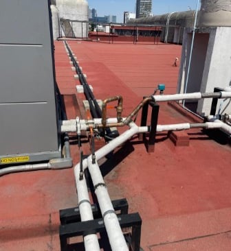 mantenimineto y reparacion de chiller, torres de enfriamiento, bombas de condensados