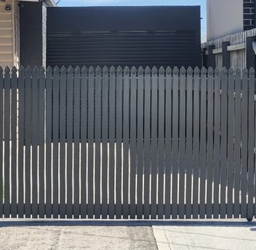 Aluminium gate