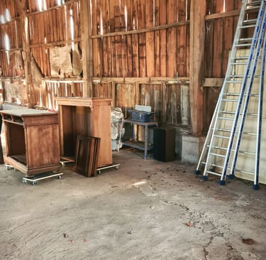 Intérieur du futur atelier avant aménagement