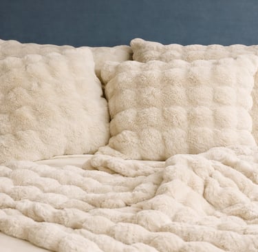 cozy earth bubble cuddle blanket