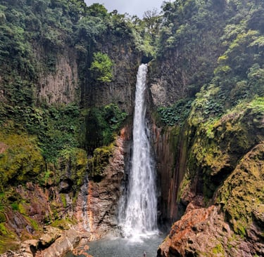 Catarata del Toro View from Bottom