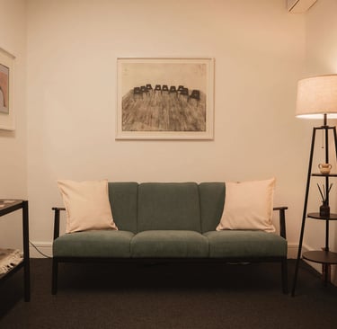 The welcoming waiting room at Consider It Therapy, a CBT practice in Central Glasgow