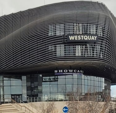 SHOWCASE CINEMA DE LUX - WEST QUAY - SOUTHAMPON