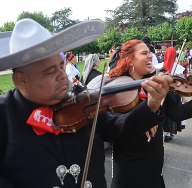 mariachi en Madrid con sombrero de charro tradicional mexicano