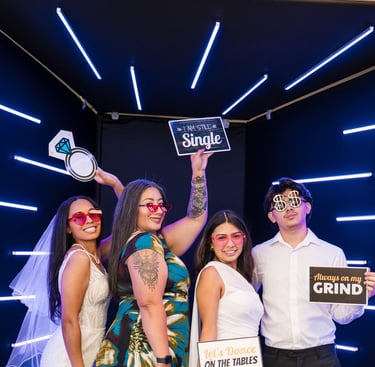 Vogue Photo Booth rental in Bakersfield