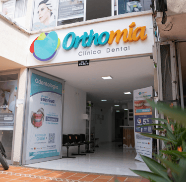 Orthomia clinica dental pereira
