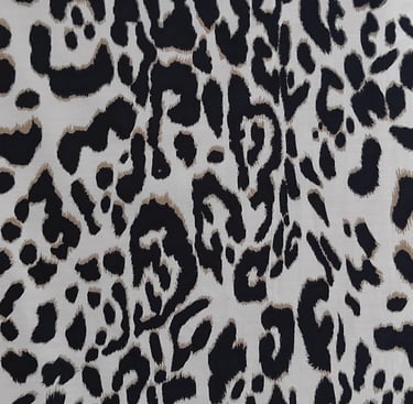 Silk printed fabric with leopard pattern