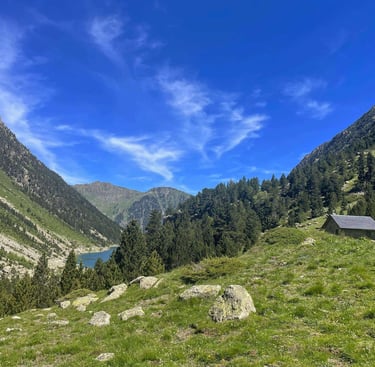 vue du lac de gaube depuis la cabane pinet