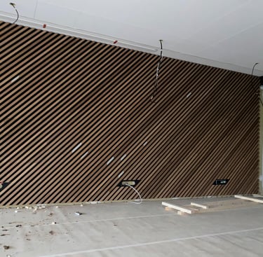 Mur en claustrât fait par Laroux Menuiserie