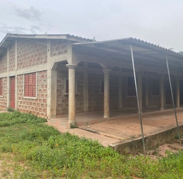 Centre de santé que souhaite ouvrir Emmaüs Pahou pour les compagnons et les villageois