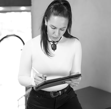 Cèlia Ortiz dissenyadora gràfica i digital