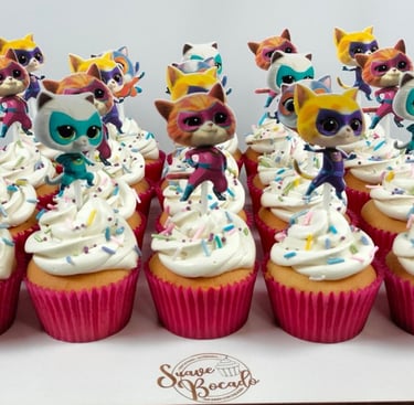 a bunch of cupcakes with littlestuftured cupcakes