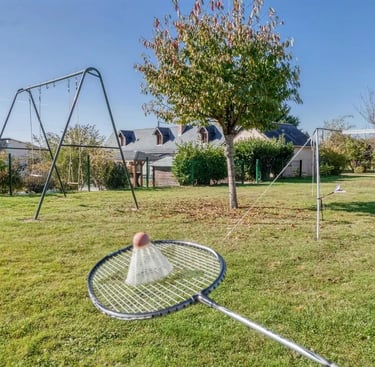 Jeux de badmington gîte Bricabroc le Lude