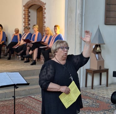 Gabriele Tschache - Chorleiterin des Gemischten Chor Berlin Altglienicke