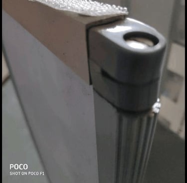 Pin Pivot  hinge of Screen promotion table