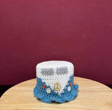 Klorollenhut VW- Bulli Autodekoration. Volkswagen Bulli. Klohut. Geschenkidee für Oldtimer fans.