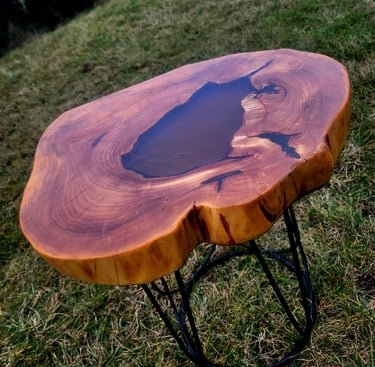 kavos-staliukas-is-epoksido