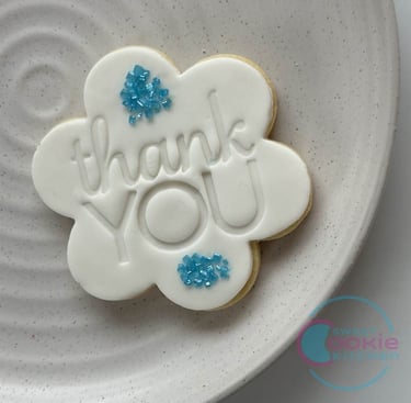 Thank You fondant cookie